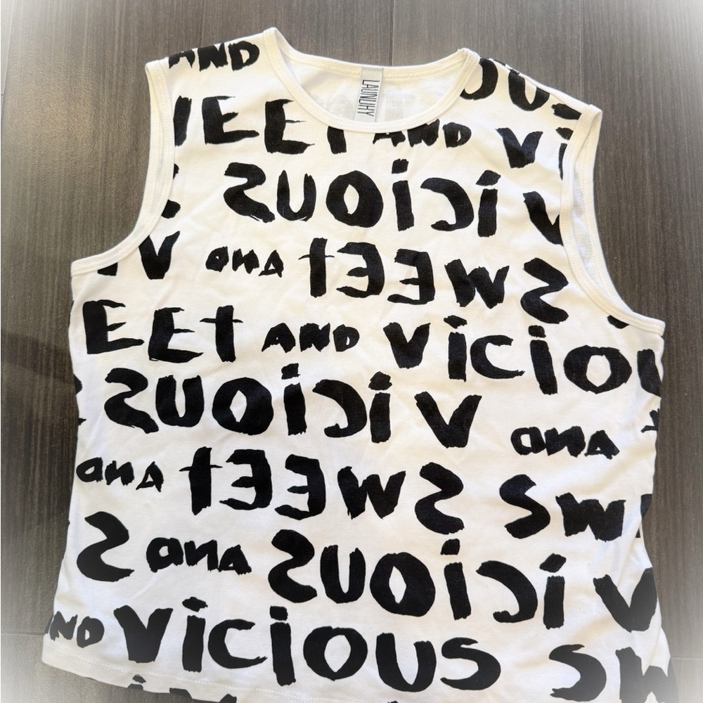 Laundry By Shelli Segal Black and White  Graffiti Graphic Tank Top